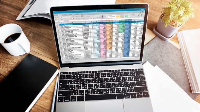 concepto-inicio-financiero-informacion-documento-hoja-calculo